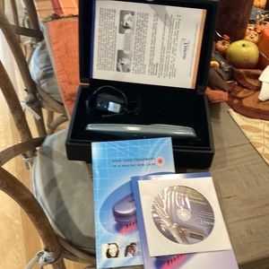 Lexington HairMax Laser Comb